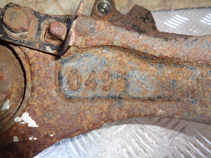 фото №8, Поворотный кулак ступица рычаг левый перед camaro iv 92-