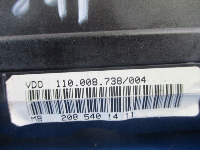 фото №4, Mercedes clk w208 c208 спидометр 2085401411 337tys