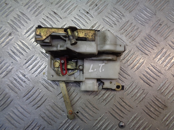 фото №2, Замок двері лівий зад задній toyota avensis t22