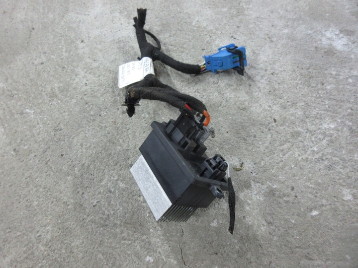 фото №1, Peugeot 5008 ii 2018 r. резистор вентилятор