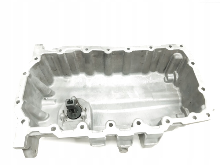 фото №8, Vw passat b7 2.0 tdi cff 03g103603 03c907660g піддон масла датчик