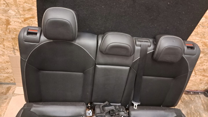 фото №15, Citroen ds4 диван ремені сидіння зад