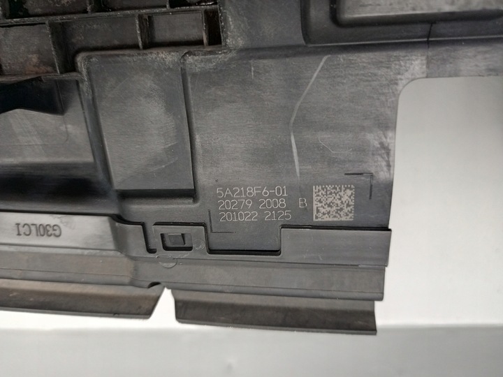 фото №11, Bmw 5 g30 рестайлинг 20- руль воздуха жалюзи нижняя перед 5a218f6-01 =