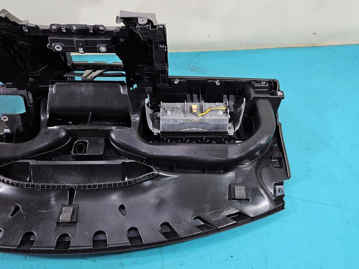 фото №8, Панель роздавальна консоль подушка безпеки vw golf v plus 05-09 eu