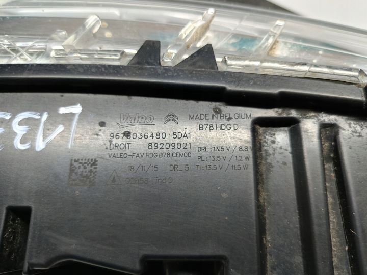 фото №12, Citroen c4 picasso ii 13- фара свет drl правое перед led 9676036480