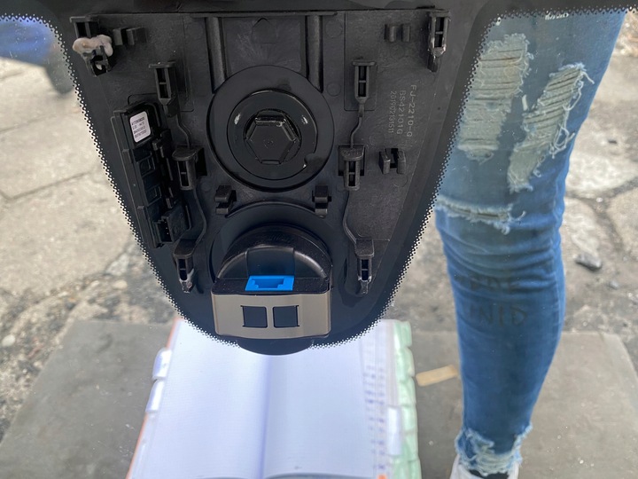 фото №3, 98 mercedes w176 a класс стекло лобовое передняя