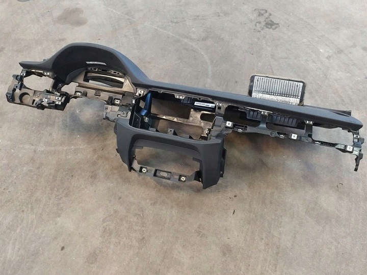 фото №1, Консоль панель роздавальна 4m1857001ac audi q7 sq7