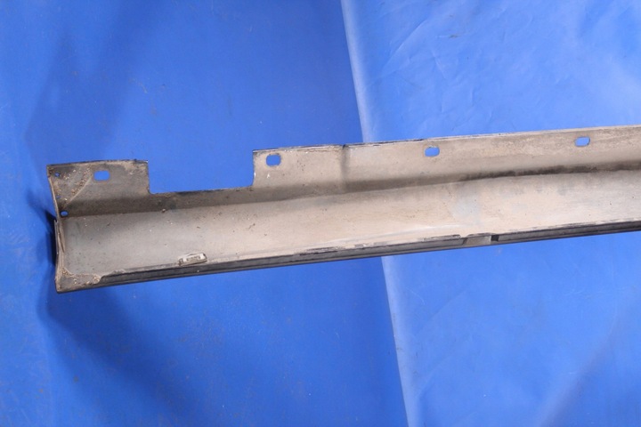 фото №13, Накладка порога права mercedes w204 універсал amg