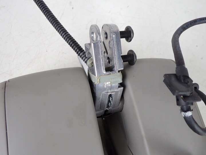 фото №14, Подлокотник бардачок з телефоном audi a8 s8 d3 5.2 któtki 4e0864206ad