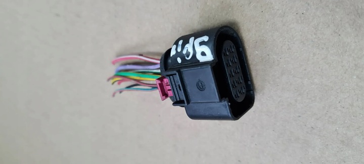 фото №10, A6 c7 4g рестайлинг штекер разъём 4h0973715a a4 b9 8w a5 q5 80a q7 4m