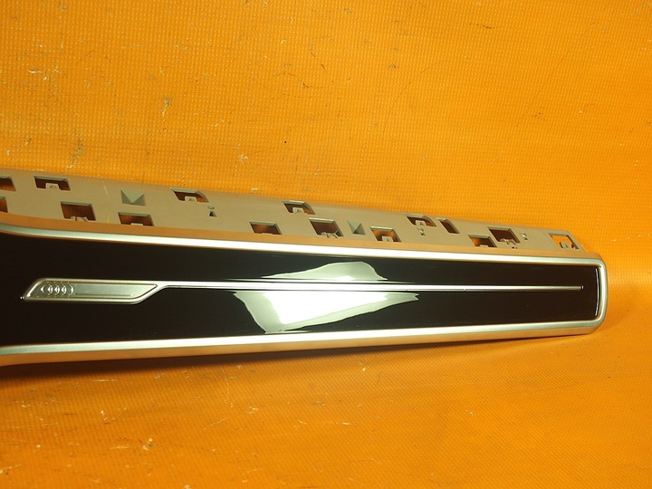 фото №8, Audi a6 4k c8 31km захист dekor консолі led 4k1857200f