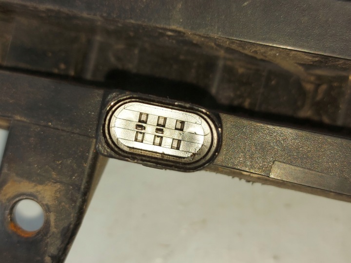 фото №12, Audi q7 4l i рестайлинг 10r поворотник правое перед 4l0953042d 4l0953042e
