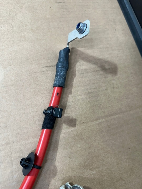 фото №9, Клема піротехнічна, плюсова шланг плюсовий, plus, кабель mercedes w205 des