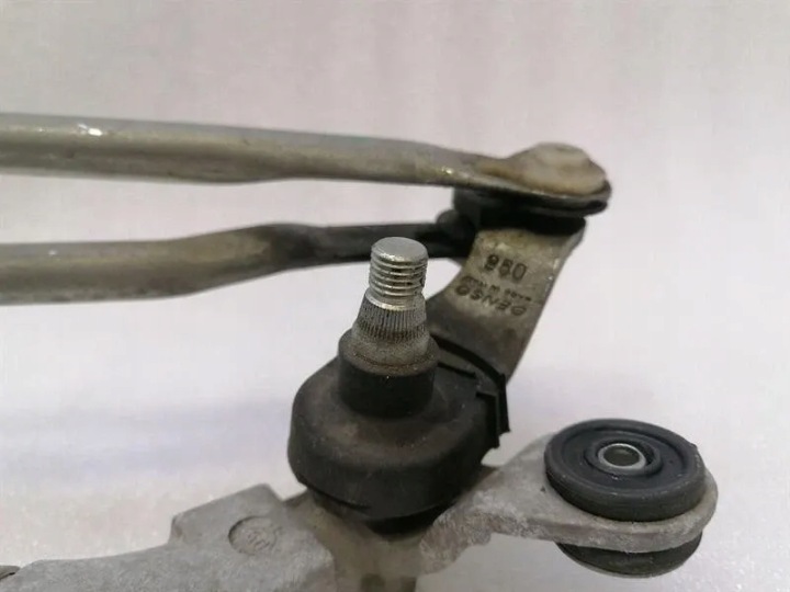 фото №6, Ferrari california t f149 передний дворник linkage 85804100 rhd двигатель