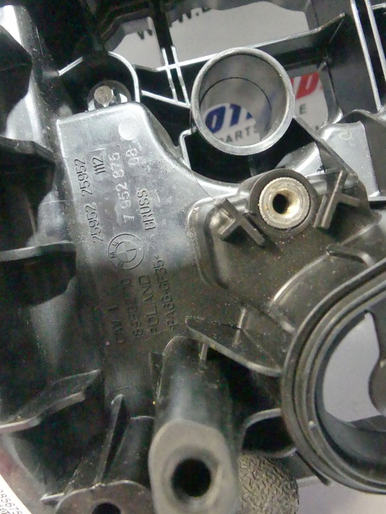 фото №5, Bmw f70 f74 u06 u10 u11 b48 кришка клапанів 7952875