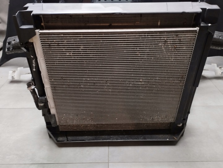 фото №11, Bmw x5 f15 m набор капот бампер лампы led адаптивный перед радиатор 416