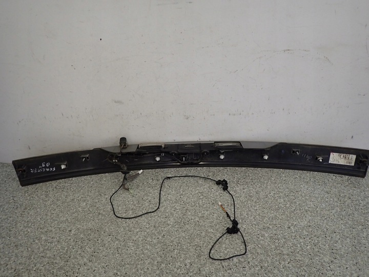 фото №9, Subaru forester iii 2.0d 09- планка кришки зад камера лампочки