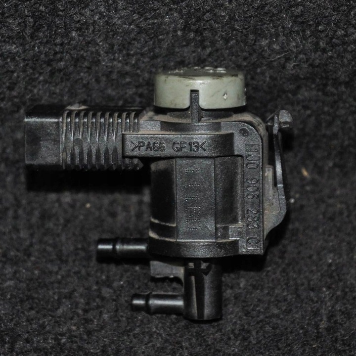 фото №1, Audi a8 s8 d3 4e 2006 клапан вакуум / електроклапан турбіни