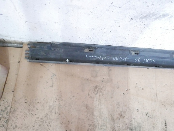 фото №7, Планка пороговая накладка na порог правая vw passat b6 sedan 05-09