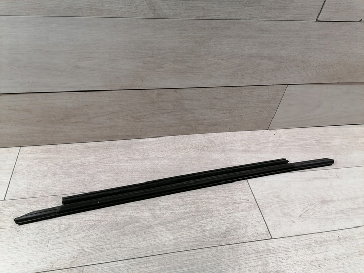 фото №9, Audi a6 c7 s-line планка лівий зад 4g0853763