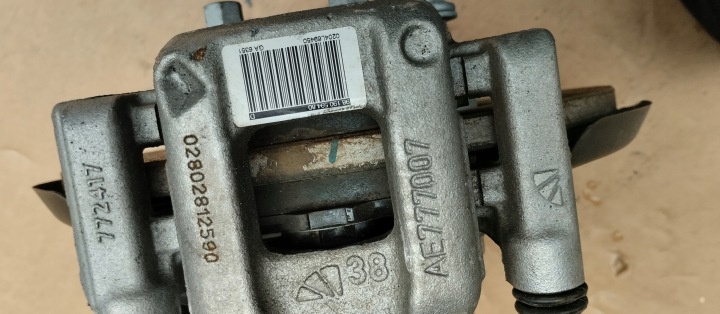 фото №8, Ступица суппорт диск правое зад peugeot 308 iii t10 p5 9819059480