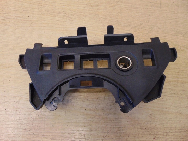 фото №1, Рамка средняя консоли панель гнездо berlingo iii