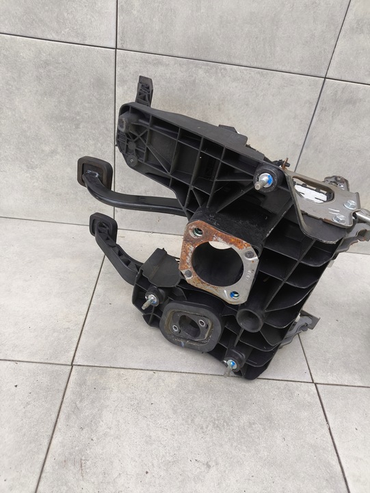 фото №7, Педали педаль газа тормоза opel insignia a 20965058 европа комплект e