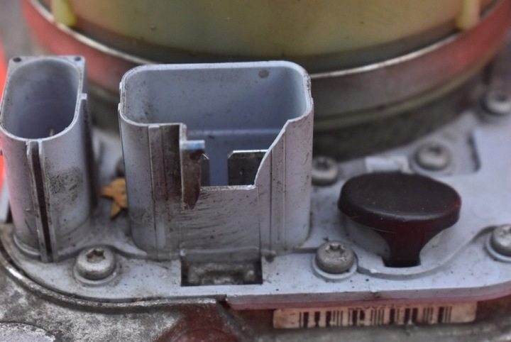 фото №8, Насос усилителя 30748170 4n51-3k514-ds volvo v50 2.0 d 136 km 04-12