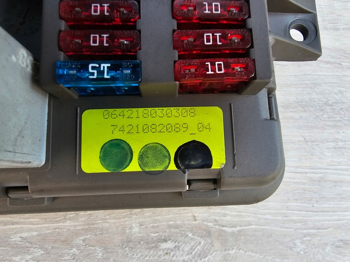 фото №3, Коробка плита запобіжників 7421082089 daf lf 45 55 06-13 рік