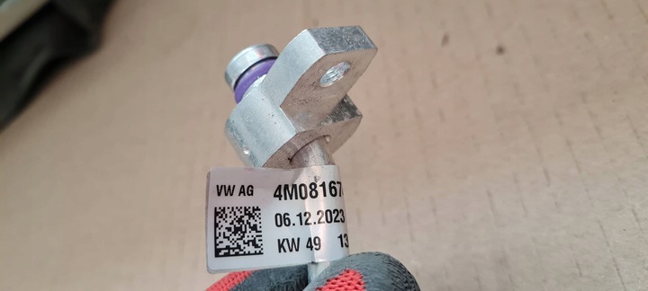 фото №10, Sq8 4m rsq8 шланг шланг трубка кондиционера 4.0 tfsi 4m0816741da sq7 4m q7