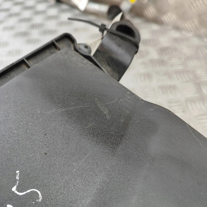 фото №9, Volvo xc90 2021 корпус фильтра воздуха