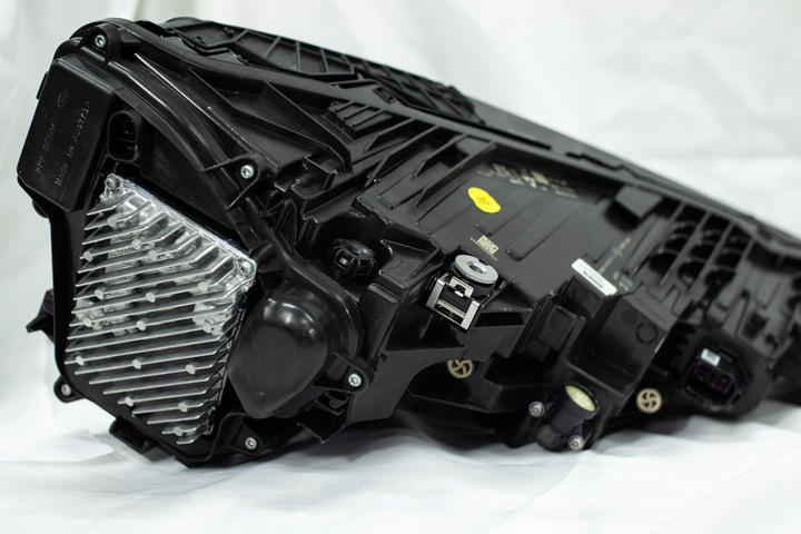 фото №9, Лампа фара audi q8 matrix рестайлинг комплект комплектные