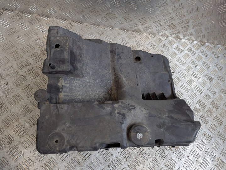 фото №7, Multivan caravelle t5 2003-2015 корпус коробка запобіжників