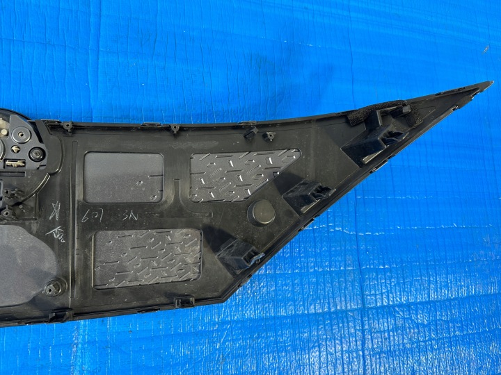 фото №9, Nissan ariya 22- 62310-5mp0a решётка радиатора решётка значок перед