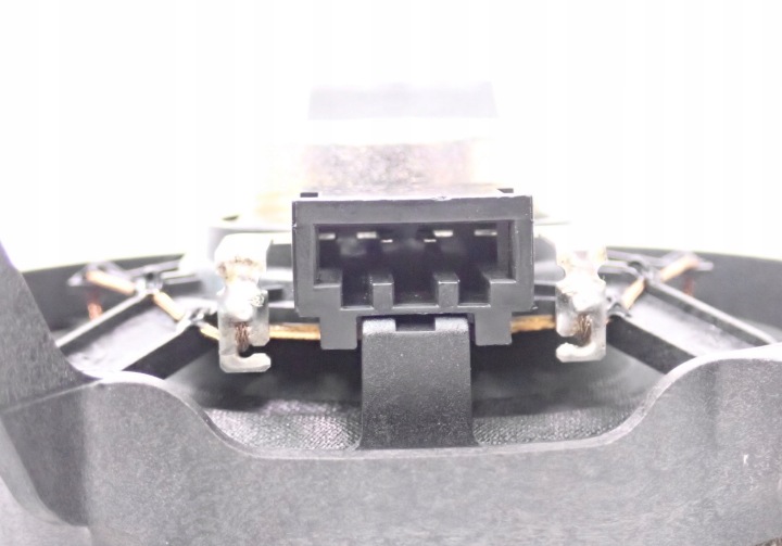 фото №10, Динамик полки зад bose audi a8 d4 4h1035402a