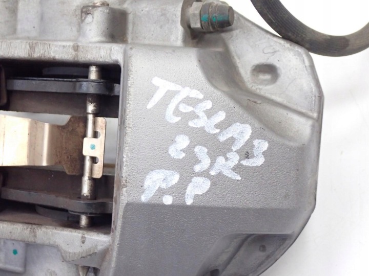 фото №10, Супорт гальмівний праве перед brembo rwd 1044622-00-f tesla модель 3 3d7 23r