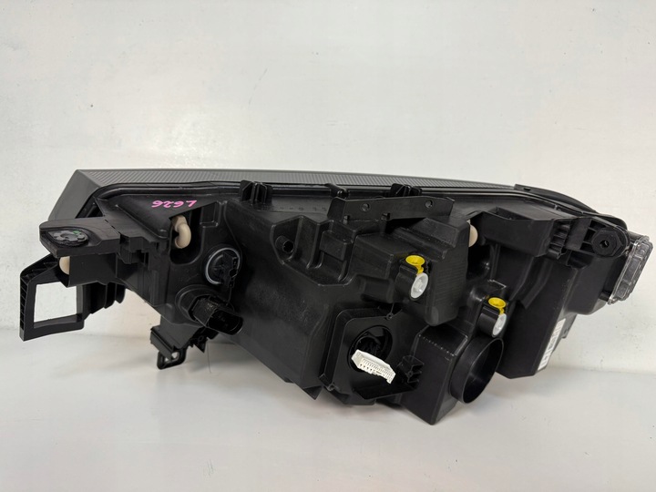 фото №11, Лампа перед передня права vw id4 id.4 11a 11b повний led 11b941030b європа