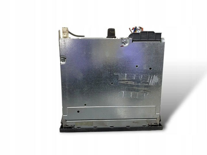 фото №7, Volkswagen polo iv 9n3 1200cm3 2006 радіоприймачі хетчбек 6q0035152a