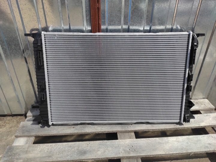 фото №7, Вентилятор з корпус кронштейном audi a4 b8 a5 a6 a7 q3 q5 porsche macan