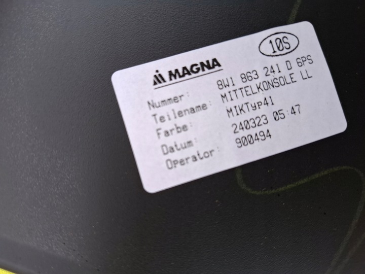 фото №7, Audi a4 b9 рестайлинг подлокотник велюр 8w0864283e 8w1863241d