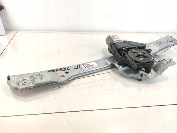фото №5, Peugeot 208 12-19 подъемник стекла дверь правая перед 9673154380