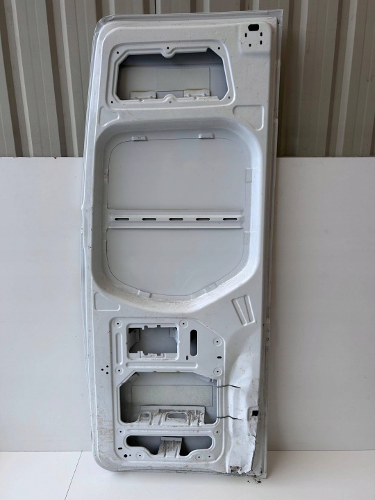 фото №6, Mercedes sprinter 907 дверь правая зад 9077421900 оригинал