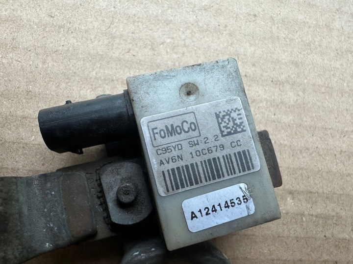 фото №10, Ford focus mk3 клемма минусовая av6n-10c679-cc