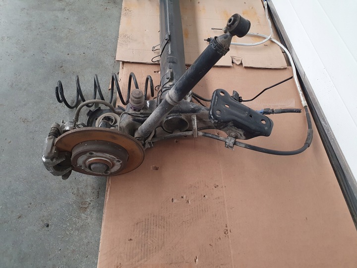 фото №7, Балка подвешивание зад ось диск kompletma peugeot 208 1.2 1.6 ehdi