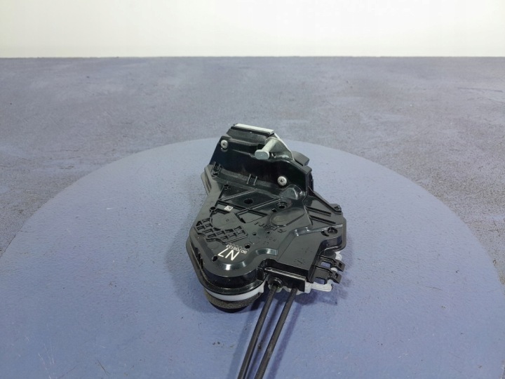 фото №5, Toyota camry viii xv70 17- замок двері зад ліве 4 pin 90708133 69060-48060