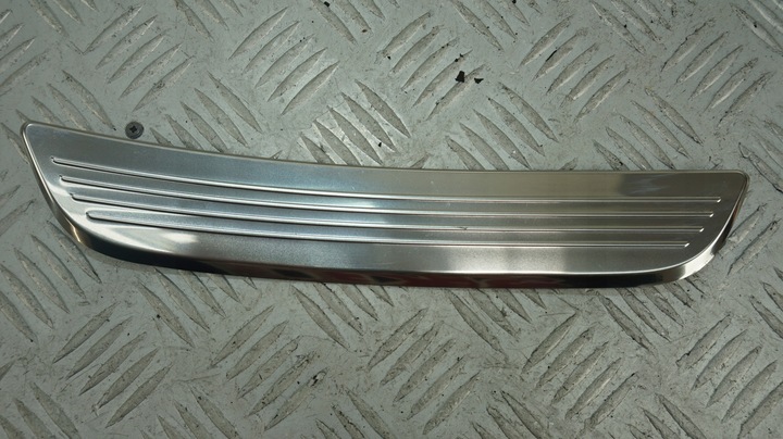 фото №1, Mercedes w213 планка накладка пороговая правый зад