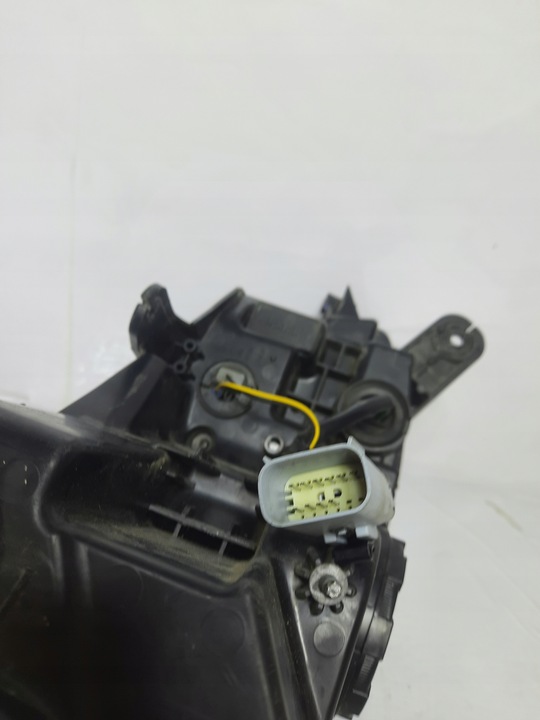 фото №11, Chevrolet trax 17- лампа левый перед 42679382 usa