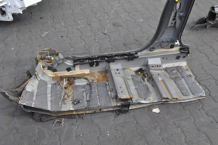 фото №4, Ford focus mk4 стійка поріг праві