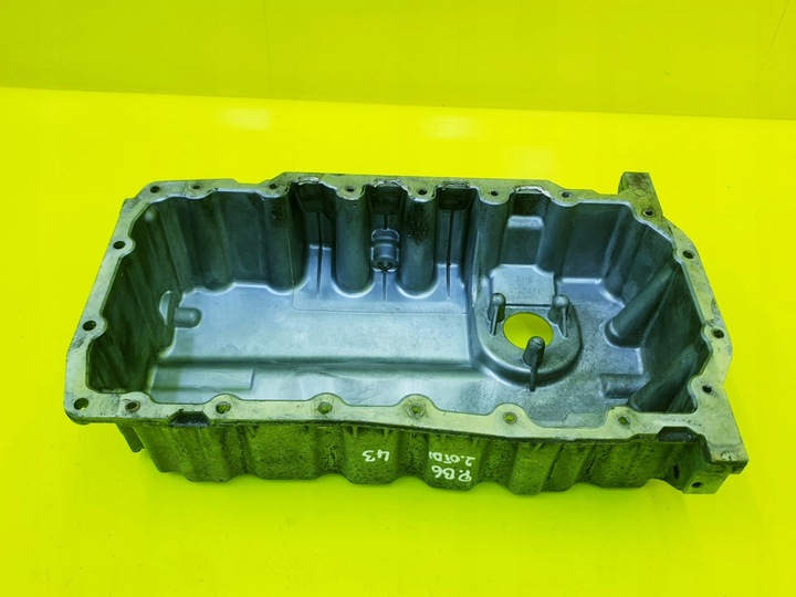 фото №7, Поддон масляная масла a3 8p passat golf v touran 1.9 1.6 2.0 tdi 03g103603ad