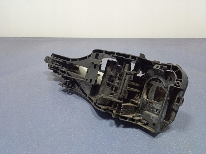 фото №7, Porsche panamera ii 971 ручка дверей зад права 971837206e lm9a